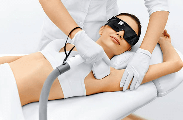depilacja laserowa Łódź, usuwanie owłosienia laserem, najlepsza depilacja laserowa w Łodzi, laser Light Sheer Lumenis, skuteczna depilacja laserowa, jak pozbyć się owłosienia na stałe, bezbolesna depilacja laserowa, depilacja laserowa cena, redukcja owłosienia Łódź